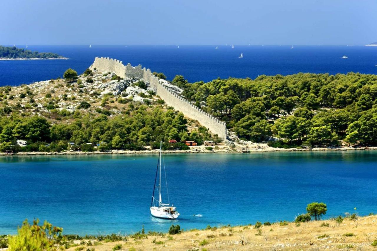 Apartmani Mlinar-One Bedroom Seaview Grebaštica Buitenkant foto