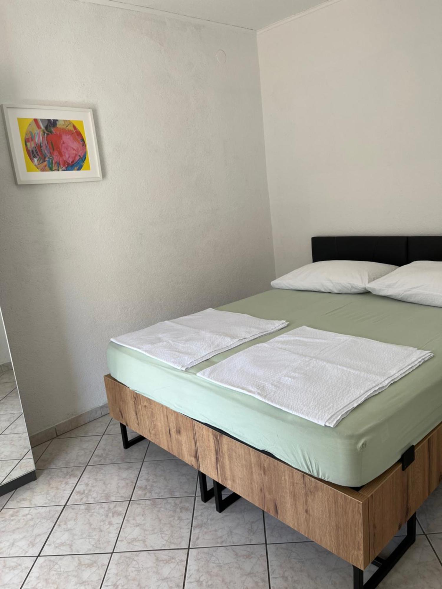 Apartmani Mlinar-One Bedroom Seaview Grebaštica Buitenkant foto